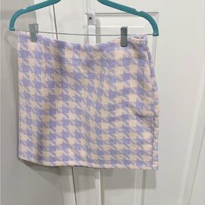 Primark Mini Skirt in Purple and Cream Houndstooth